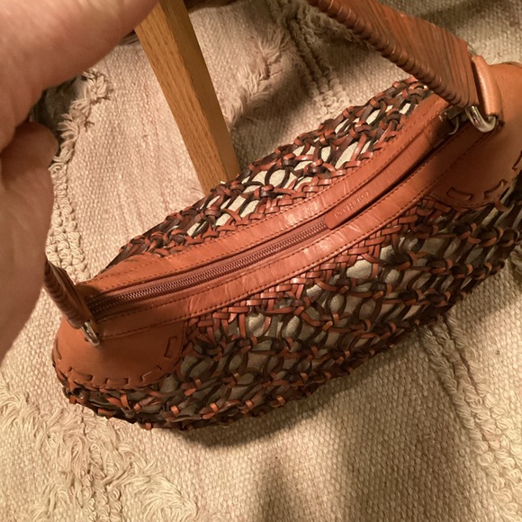 COLE HAAN DARA COLLECTION BROWN LEATHER WOVEN HANDBAG - Picture 9 of 13